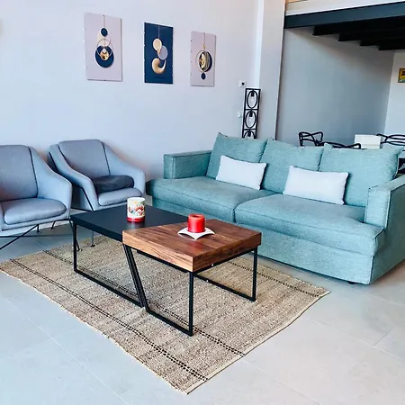 شقة Panorama Loft ستريزا
