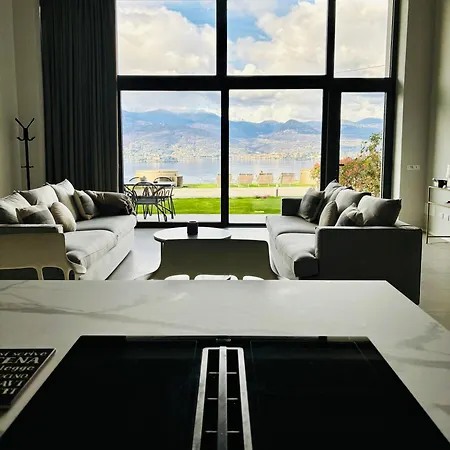 Panorama Loft ستريزا